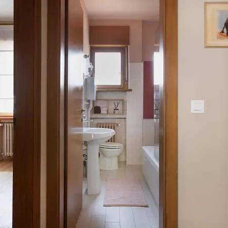 Maison D' Or E Una Casa Elegante Dal Fascino Luxury Vintage Silenziosa Trieste Apartamento *